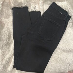 MOTHER Black Ankle Cropped Jeans